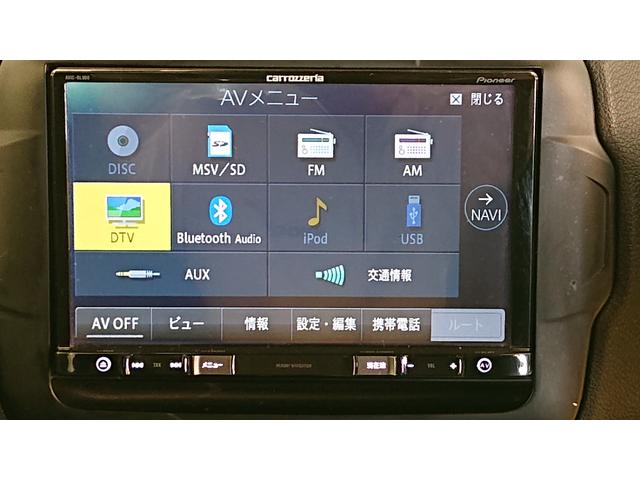 ジープ・レネゲード リミテッド　ナビ　地デジ　Ｂｌｕｅｔｏｏｔｈオーディオ　バックカメラ　パワーシート　シートヒーター　ハンドルヒーター　衝突軽減ブレーキ　クルーズコントロール　プッシュスタート　スマートキー　ワンオーナー（11枚目）