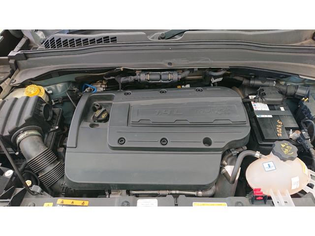 ジープ・レネゲード リミテッド　ナビ　地デジ　Ｂｌｕｅｔｏｏｔｈオーディオ　バックカメラ　パワーシート　シートヒーター　ハンドルヒーター　衝突軽減ブレーキ　クルーズコントロール　プッシュスタート　スマートキー　ワンオーナー（36枚目）