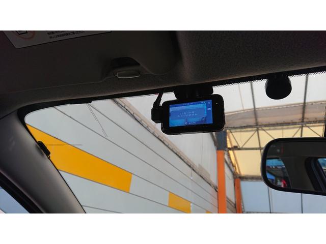 ノート Ｘ　ナビ　地デジ　Ｂｌｕｅｔｏｏｔｈオーディオ　バックカメラ　ドライブレコーダー　ＥＴＣ　アイドリングストップ　プッシュスタート　スマートキー　ＤＶＤ再生（17枚目）