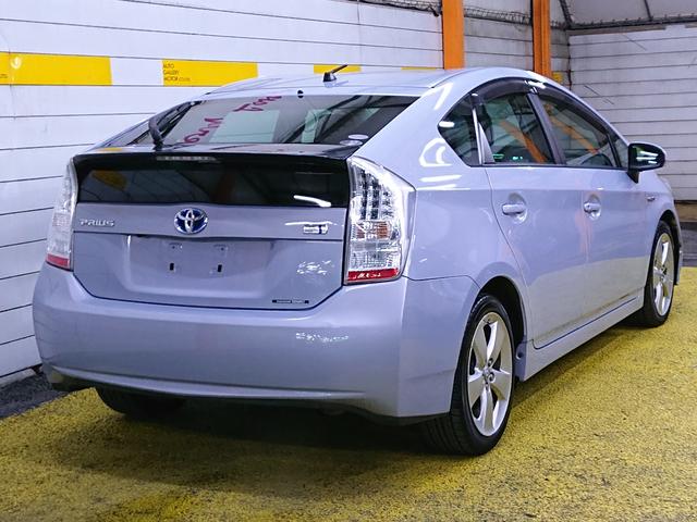 プリウス Ｇツーリングセレクション　ナビ　ワンセグ　バックカメラ　ＥＴＣ　ドライブレコーダー　スマートキー　プッシュスタート（8枚目）