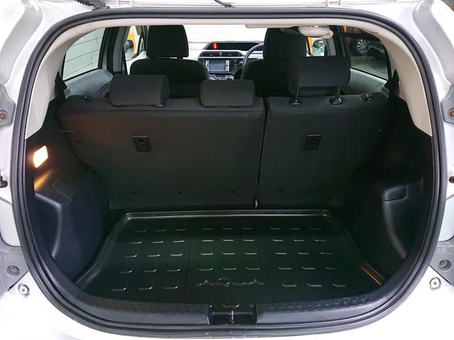 アクア Ｓ　ナビ　ＣＤ　ＤＶＤ　スマートキー　プッシュスタート　記録簿　ワンオーナー（25枚目）