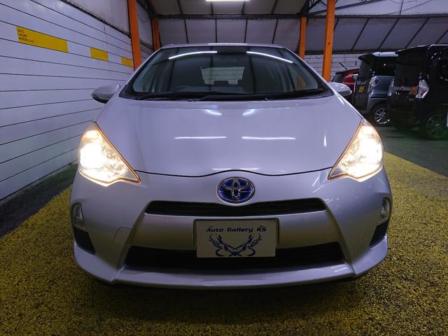 アクア Ｓ　ナビ　ＣＤ　ＤＶＤ　スマートキー　プッシュスタート　記録簿　ワンオーナー（27枚目）