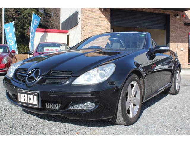 ＳＬＫ２８０　３．０Ｌ　Ｖ型６気筒ＤＯＨＣ２４Ｖ　７ＡＴ　電動バリオルーフ　本革ＰＷシート／ヒーター／ネックウォーマー　クルーズコントロール　スペアキー　ＥＴＣ(7枚目)