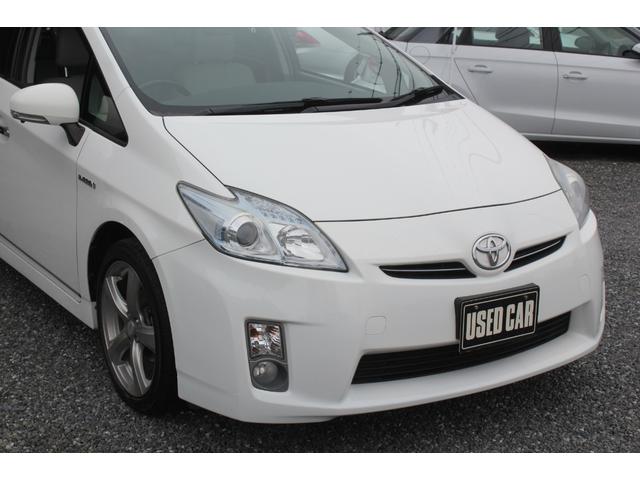 プリウス Ｓ　カロッツェリアナビ／テレビ／Ｂｌｕｅｔｏｏｔｈ接続　スマートキー／スペア有　ＨＩＤ／ＡＵＴＯライト　ＥＴＣ　ドラレコ　１７インチアルミ　検Ｒ８年１１月７日（2枚目）