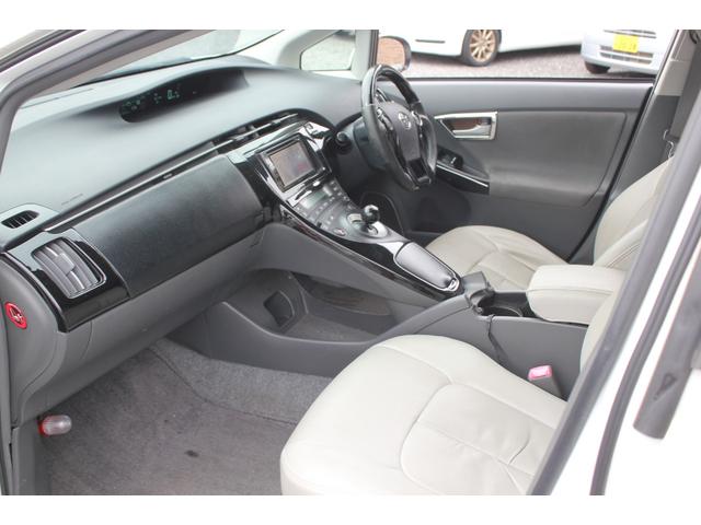 プリウス Ｓ　カロッツェリアナビ／テレビ／Ｂｌｕｅｔｏｏｔｈ接続　スマートキー／スペア有　ＨＩＤ／ＡＵＴＯライト　ＥＴＣ　ドラレコ　１７インチアルミ　検Ｒ８年１１月７日（18枚目）