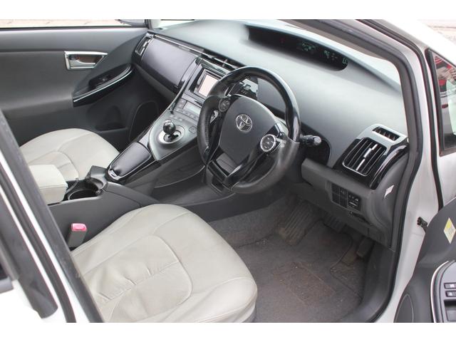 プリウス Ｓ　カロッツェリアナビ／テレビ／Ｂｌｕｅｔｏｏｔｈ接続　スマートキー／スペア有　ＨＩＤ／ＡＵＴＯライト　ＥＴＣ　ドラレコ　１７インチアルミ　検Ｒ８年１１月７日（22枚目）