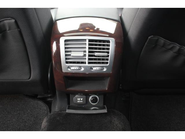 Ｓクラス Ｓ３５０　ブルーエフィシェンシー　Ｗ２２１最終Ｍ　３．５Ｌ直噴Ｖ型６気筒ＤＯＨＣ　７ＡＴ　サンルーフ　黒本革ＰＷＳヒーター付　ＨＩＤヘッドライト　プレセーブブレーキ／レーンキープ／ブラインドスポット　クルコン　１８ＡＷ　ＥＴＣ（15枚目）