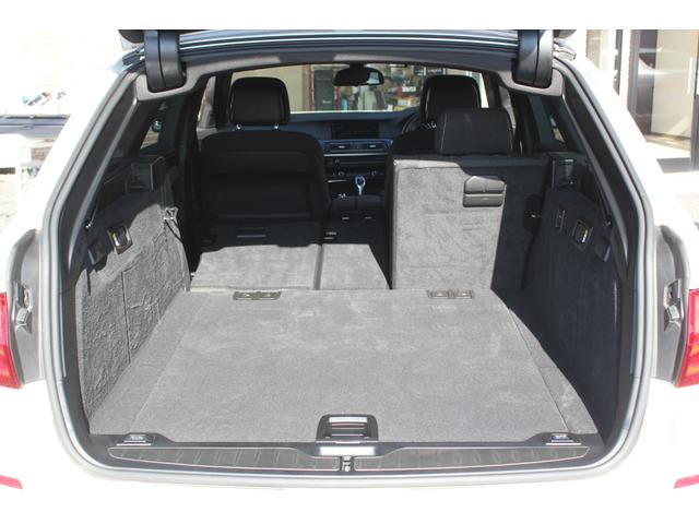 ５シリーズ ５２３ｉツーリング　Ｍスポーツパッケージ　２Ｌ直列４気筒ＤＯＨＣツインターボ　８ＡＴパドルＳ付　ＭスポーツＰＫＧ　２０インチアルミ　ナビ／ＴＶ／Ｂｌｕｅｔｏｏｔｈ／バックカメラ　クルコン　ミラー型ＥＴＣ　取説／記録簿／スペアキー　ＡＵＴＯ／Ｈ（14枚目）