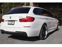 ５シリーズ ５２３ｉツーリング　Ｍスポーツパッケージ　２Ｌ直列４気筒ＤＯＨＣツインターボ　８ＡＴパドルＳ付　ＭスポーツＰＫＧ　２０インチアルミ　ナビ／ＴＶ／Ｂｌｕｅｔｏｏｔｈ／バックカメラ　クルコン　ミラー型ＥＴＣ　取説／記録簿／スペアキー　ＡＵＴＯ／Ｈ（6枚目）