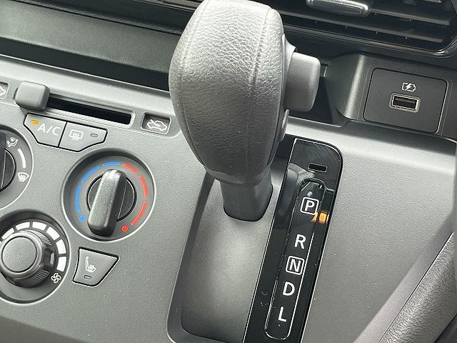 ｅＫワゴン Ｍ　登録届出済未使用車　純正フロアマット　純正サイドバイザー　衝突軽減ブレーキ　フロントシートヒーター　バックカメラ装着車　アイドリングストップ　コーナーセンサー（16枚目）