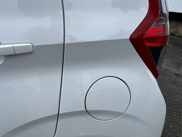 ｅＫワゴン Ｍ　登録届出済未使用車　純正フロアマット　純正サイドバイザー　衝突軽減ブレーキ　フロントシートヒーター　バックカメラ装着車　アイドリングストップ　コーナーセンサー（43枚目）