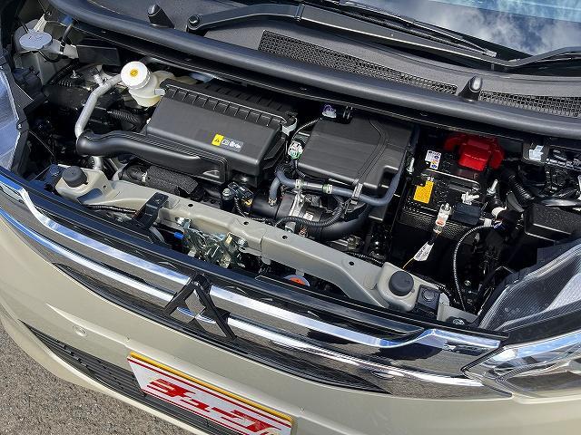 ｅＫワゴン Ｍ　登録届出済未使用車　純正フロアマット　純正サイドバイザー　衝突軽減ブレーキ　フロントシートヒーター　バックカメラ装着車　アイドリングストップ　コーナーセンサー　オートライト（26枚目）