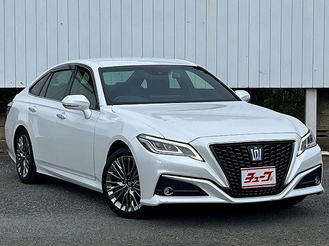 クラウンハイブリッド Ｇ－エグゼクティブ　Ｆｏｕｒ　後期　ワンオーナー　社外前後ドラレコ　デジタルインナーミラー　純正メーカーナビ　Ｂカメラ　プリクラッシュセーフティ　ＢＳＭ　ＲＣＴＡ　ＨＵＤ　電動パーキングブレーキ　ビルトインＥＴＣ２．０（28枚目）