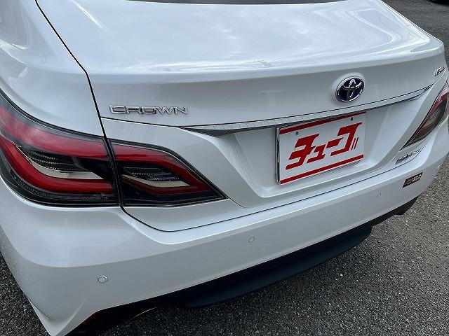 クラウンハイブリッド Ｇ－エグゼクティブ　Ｆｏｕｒ　後期　ワンオーナー　社外前後ドラレコ　デジタルインナーミラー　純正メーカーナビ　Ｂカメラ　プリクラッシュセーフティ　ＢＳＭ　ＲＣＴＡ　ＨＵＤ　電動パーキングブレーキ　ビルトインＥＴＣ２．０（44枚目）