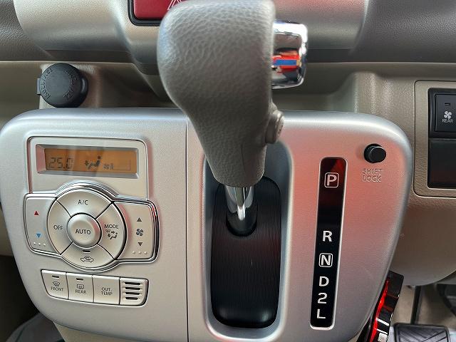 エブリイワゴン ＰＺターボスペシャル　社外ナビ　ＢＴオーディオ　フルセグ　ＣＤ／ＤＶＤ再生　ＥＴＣ　キーフリー　Ｐスタート　ＨＩＤヘッドライト　オートライト　フォグランプ　Ｗパワースライドドア　ステリモ　純正サイドバイザー（16枚目）