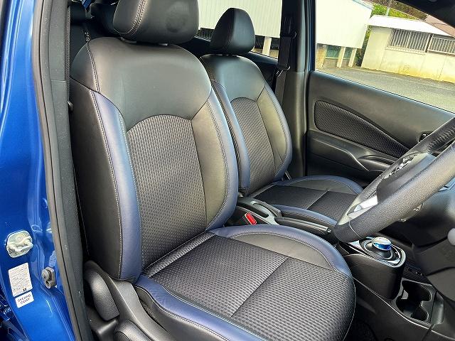 ノート ｅ－パワー　メダリスト　ブラックアロー　純正ナビ　フルセグ　ＢＴオーディオ　ＣＤ／ＤＶＤ再生　アラウンドビューモニター　エマージェンシーブレーキ　インテリジェントルームミラー　アダプティブクルーズコントロール　ＥＴＣ　ＬＥＤヘッドライト（7枚目）