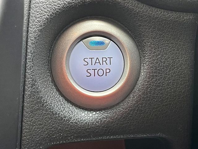 ノート ｅ－パワー　メダリスト　ブラックアロー　純正ナビ　フルセグ　ＢＴオーディオ　ＣＤ／ＤＶＤ再生　アラウンドビューモニター　エマージェンシーブレーキ　インテリジェントルームミラー　アダプティブクルーズコントロール　ＥＴＣ　ＬＥＤヘッドライト（21枚目）