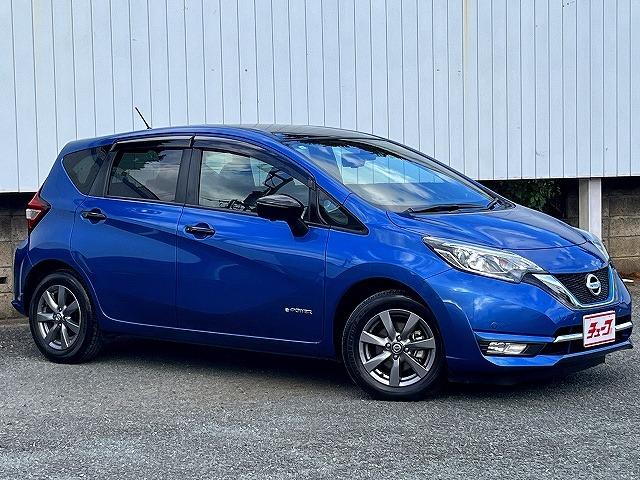 ノート ｅ－パワー　メダリスト　ブラックアロー　純正ナビ　フルセグ　ＢＴオーディオ　ＣＤ／ＤＶＤ再生　アラウンドビューモニター　エマージェンシーブレーキ　インテリジェントルームミラー　アダプティブクルーズコントロール　ＥＴＣ　ＬＥＤヘッドライト（30枚目）