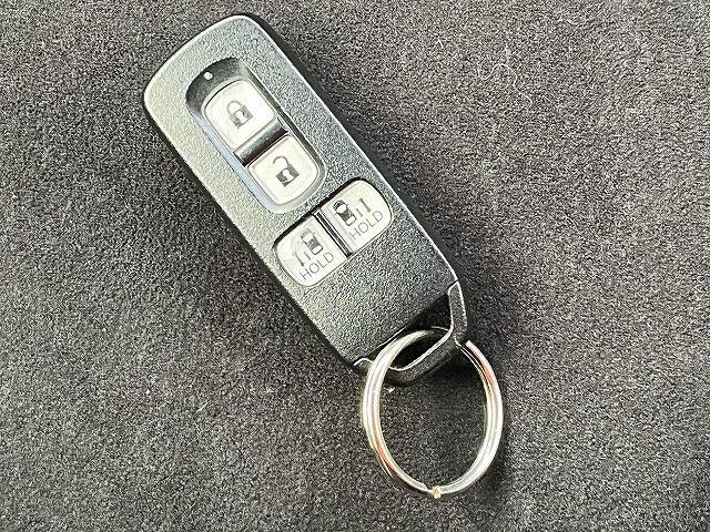 N-BOXカスタム L ホンダセンシング 社外8型ナビ フルセグ BTオーディオ バックカメラ 両側パワースライドドア オートライト LEDヘッドライト LEDフォグランプ 前席シートヒーター(25枚目)