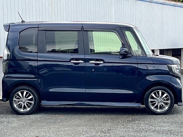 N-BOXカスタム L ホンダセンシング 社外8型ナビ フルセグ BTオーディオ バックカメラ 両側パワースライドドア オートライト LEDヘッドライト LEDフォグランプ 前席シートヒーター(32枚目)