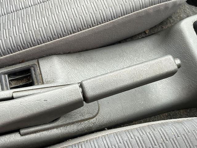 ミニキャブバン ＣＤ　ＣＤ　ハイルーフ　サイドバイザー（12枚目）