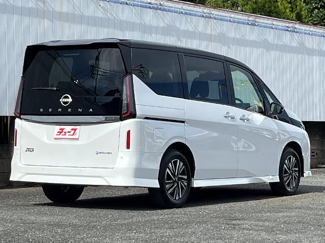 セレナ e-パワー ハイウェイスターV eパワーハイウェイスターV_IIトーン_プロパイロット(5枚目)