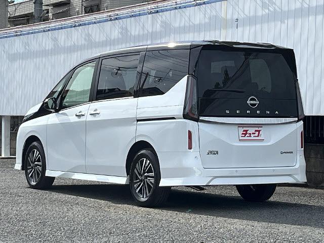 セレナ e-パワー ハイウェイスターV eパワーハイウェイスターV_IIトーン_プロパイロット(6枚目)