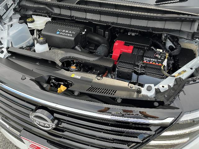 セレナ e-パワー ハイウェイスターV eパワーハイウェイスターV_IIトーン_プロパイロット(28枚目)