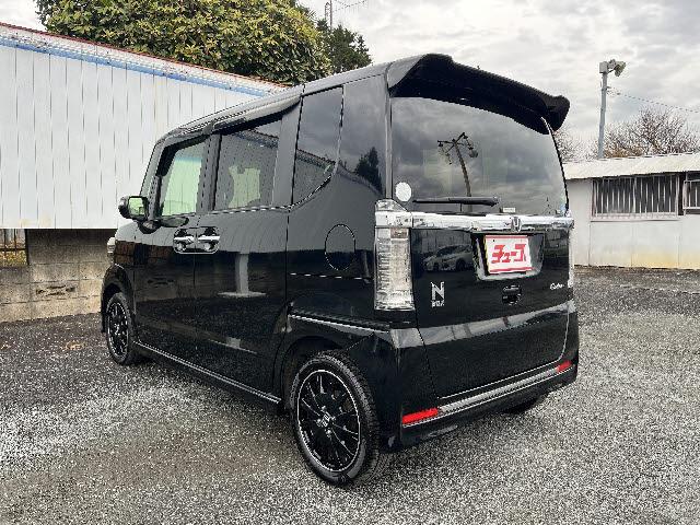 N-BOXカスタム G ターボSSブラックスタイルパッケージ カスタムターボSSブラックスタイルPKG_純ナビ(16枚目)