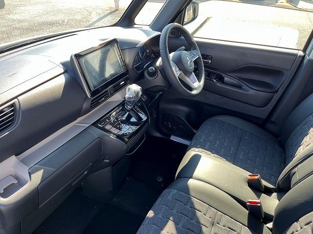 デリカミニ Ｇ　プレミアム　リミテッドエディション　登録届出済未使用車　純正９型ディスプレーオーディオ　ＢＴオーディオ　マイパイロット　マルチアラウンドビューモニター　ハンズフリーオートスライドドア　ハンドルヒーター　シートヒーター　電動ブレーキ（29枚目）