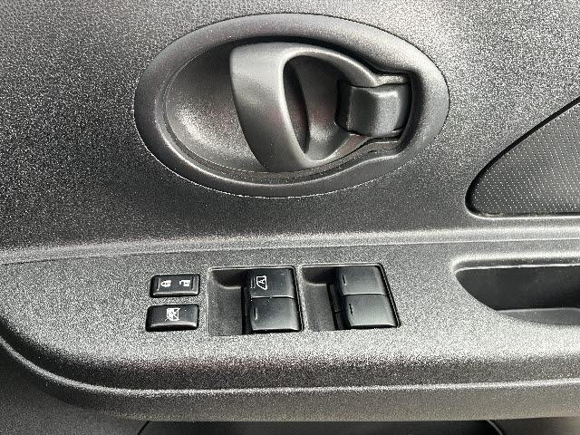 マーチ 12S Vパッケージ 12S-Vパッケージ_ナビ/フルセグTV_キーレス_ETC 12S-Vパッケージ_ナビ/フルセグTV_キーレス_ETC 12S-Vパッケージ_ナビ/フルセグTV_キーレス_ETC 12S-Vパッケージ(11枚目)