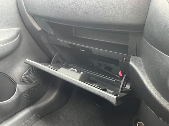 マーチ 12S Vパッケージ 12S-Vパッケージ_ナビ/フルセグTV_キーレス_ETC 12S-Vパッケージ_ナビ/フルセグTV_キーレス_ETC 12S-Vパッケージ_ナビ/フルセグTV_キーレス_ETC 12S-Vパッケージ(39枚目)