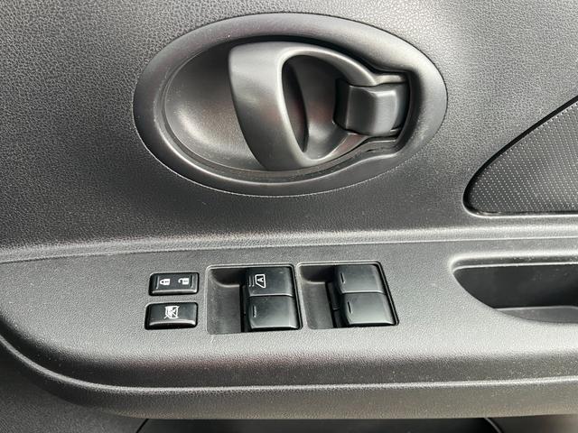 マーチ 12S Vパッケージ 12S-Vパッケージ_ナビ/フルセグTV_キーレス_ETC 12S-Vパッケージ_ナビ/フルセグTV_キーレス_ETC 12S-Vパッケージ_ナビ/フルセグTV_キーレス_ETC 12S-Vパッケージ(59枚目)