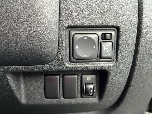 マーチ 12S Vパッケージ 12S-Vパッケージ_ナビ/フルセグTV_キーレス_ETC 12S-Vパッケージ_ナビ/フルセグTV_キーレス_ETC 12S-Vパッケージ_ナビ/フルセグTV_キーレス_ETC 12S-Vパッケージ(64枚目)