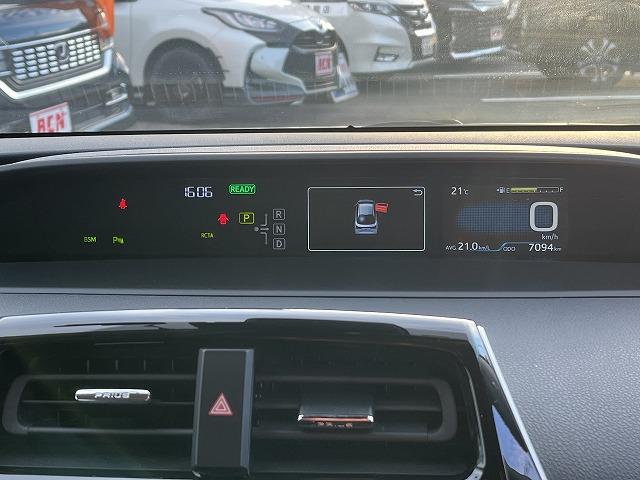 プリウス Ａ　純正ＳＤナビ　全方位モニター　クルーズコントロール　フルセグＴＶ　ＥＴＣ２．０　ＬＥＤライト　フォグライト　ステアリングリモコン　ブルートゥース　プッシュスタート　衝突軽減ブレーキ　パワーシート（8枚目）