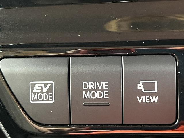 プリウス Ａ　純正ＳＤナビ　全方位モニター　クルーズコントロール　フルセグＴＶ　ＥＴＣ２．０　ＬＥＤライト　フォグライト　ステアリングリモコン　ブルートゥース　プッシュスタート　衝突軽減ブレーキ　パワーシート（55枚目）