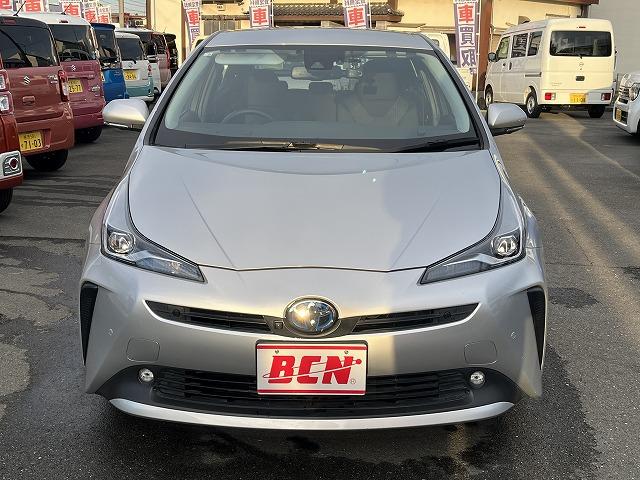 プリウス Ａ　純正ＳＤナビ　全方位モニター　クルーズコントロール　フルセグＴＶ　ＥＴＣ２．０　ＬＥＤライト　フォグライト　ステアリングリモコン　ブルートゥース　プッシュスタート　衝突軽減ブレーキ　パワーシート（77枚目）