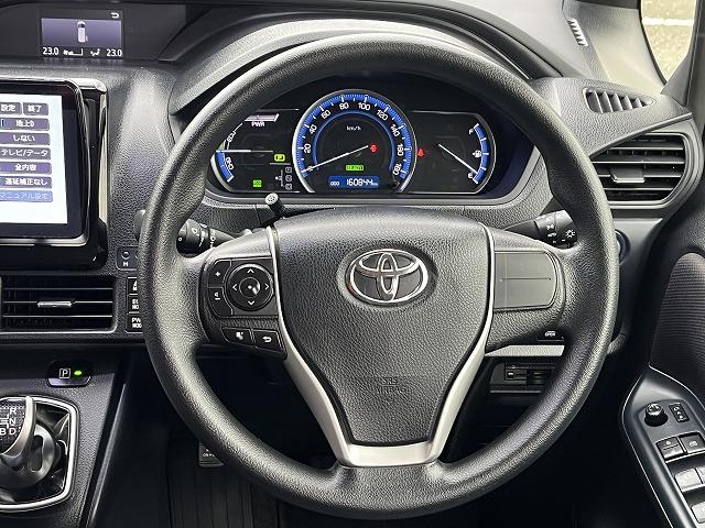 ヴォクシー ハイブリッドＸ　メモリーナビ　パワースライドドア　衝突軽減　バックカメラ　ＥＴＣ　フルセグＴＶ　プッシュスタート　オートライト　キーフリー　ＬＥＤライト　ブルートゥース　ＤＶＤ再生　メモリーナビ　パワースライドドア（45枚目）