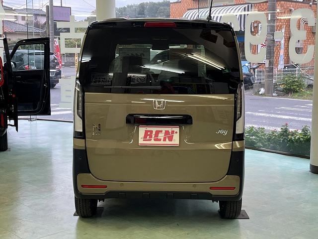 N-BOXジョイ ベースグレード 両側パワースライドドア クルーズコントロール 電動Pブレーキ LEDヘッドライト 衝突軽減 プッシュスタート ステアリングリモコン オートエアコン 両側パワースライドドア クルーズコントロール(17枚目)