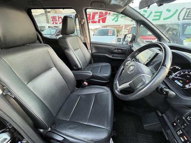 エスクァイア ハイブリッドＧｉ　ワンオーナ　前席シートヒーター　純正１０インチＳＤナビ　ＥＴＣ　バックカメラ　両側パワースライドドア　純正ドラレコ　プッシュスタート　スマートキー　ＬＥＤライト　クルーズコントロール　フルセグＴＶ（30枚目）