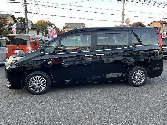 エスクァイア ハイブリッドＧｉ　ワンオーナ　前席シートヒーター　純正１０インチＳＤナビ　ＥＴＣ　バックカメラ　両側パワースライドドア　純正ドラレコ　プッシュスタート　スマートキー　ＬＥＤライト　クルーズコントロール　フルセグＴＶ（36枚目）