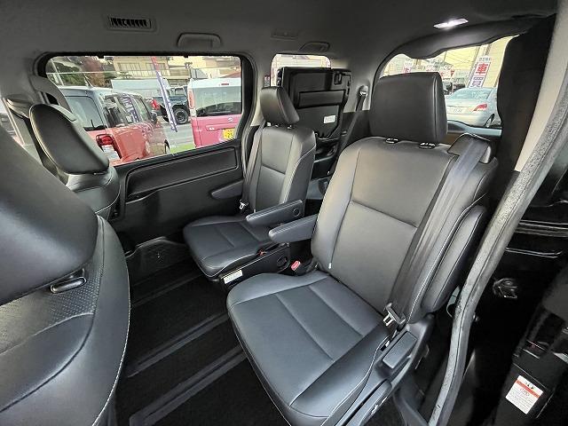 エスクァイア ハイブリッドＧｉ　ワンオーナ　前席シートヒーター　純正１０インチＳＤナビ　ＥＴＣ　バックカメラ　両側パワースライドドア　純正ドラレコ　プッシュスタート　スマートキー　ＬＥＤライト　クルーズコントロール　フルセグＴＶ（39枚目）