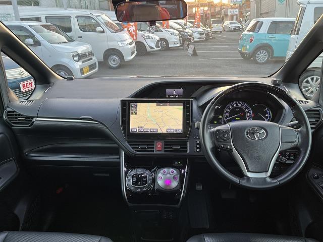 エスクァイア ハイブリッドＧｉ　ワンオーナ　前席シートヒーター　純正１０インチＳＤナビ　ＥＴＣ　バックカメラ　両側パワースライドドア　純正ドラレコ　プッシュスタート　スマートキー　ＬＥＤライト　クルーズコントロール　フルセグＴＶ（42枚目）