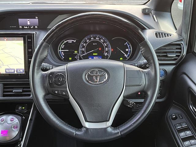 エスクァイア ハイブリッドＧｉ　ワンオーナ　前席シートヒーター　純正１０インチＳＤナビ　ＥＴＣ　バックカメラ　両側パワースライドドア　純正ドラレコ　プッシュスタート　スマートキー　ＬＥＤライト　クルーズコントロール　フルセグＴＶ（47枚目）