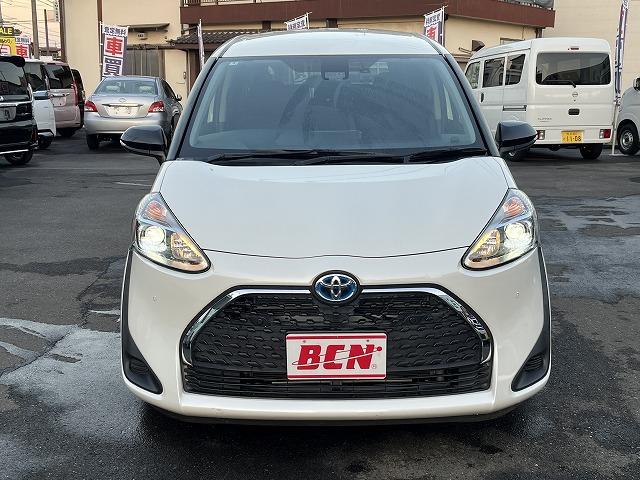 シエンタ ハイブリッド　Ｇ　セーフティーエディションＩＩ　純正９インチナビ　フルセグＴＶ　トヨタセーフティーセンス　ＬＥＤライト　スマートキー　プッシュスタート　両側パワースライド　ＥＴＣ　ドラレコ　純正９インチナビ　フルセグＴＶ　トヨタセーフティーセンス（7枚目）