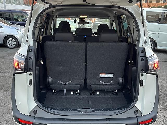 シエンタ ハイブリッド　Ｇ　セーフティーエディションＩＩ　純正９インチナビ　フルセグＴＶ　トヨタセーフティーセンス　ＬＥＤライト　スマートキー　プッシュスタート　両側パワースライド　ＥＴＣ　ドラレコ　純正９インチナビ　フルセグＴＶ　トヨタセーフティーセンス（16枚目）