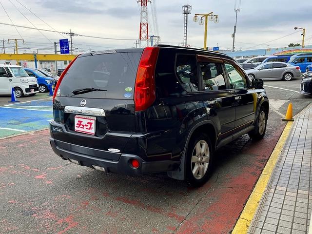 エクストレイル ２０Ｘ　４ＷＤ　純正ＨＤＤナビ　ワンセグ　バックカメラ　キーフリー　全席シートヒーター　クルーズコントロール　ＥＴＣ　純正アルミ　当店下取車（5枚目）