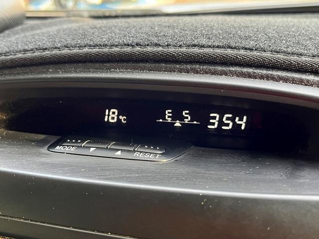 ランドクルーザープラド ＴＸリミテッド　８人乗り　社外メモリーナビ　フルセグ　バックカメラ　純正アルミホイール　ＥＴＣ　社外ＬＥＤ　社外足回り　エアバック　ＡＢＳ　当店下取車（15枚目）