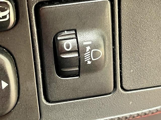 オーリス 150X Mパッケージ 純正HDDナビ バックカメラ プッシュスタート キーフリー ETC エアバック ABS エアコン パワステ パワーウインドウ 当店下取車(18枚目)