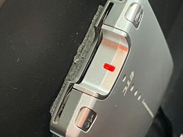 オーリス 150X Mパッケージ 純正HDDナビ バックカメラ プッシュスタート キーフリー ETC エアバック ABS エアコン パワステ パワーウインドウ 当店下取車(19枚目)